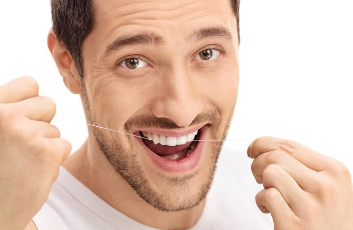 clinica-dental-nadal-clinica-dental-mostoles-como-usar-hilo-dental-para-que-sirve